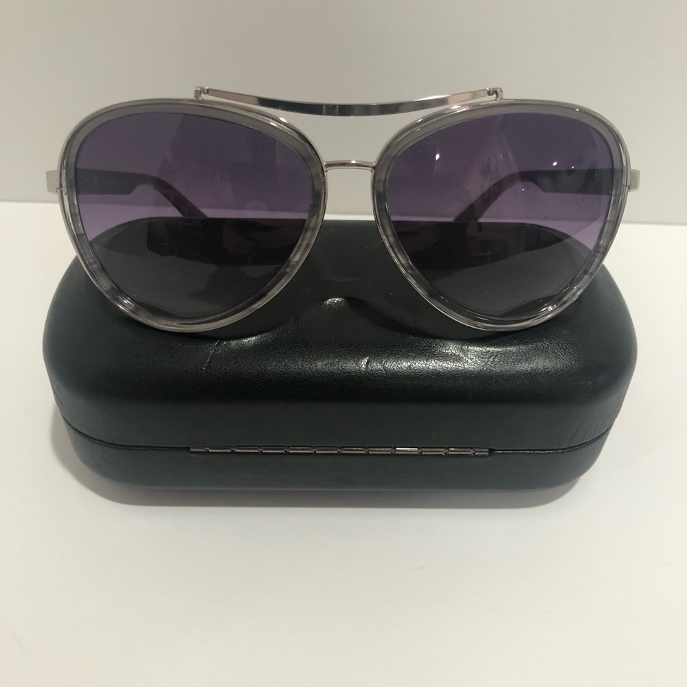 NIB House of Harlow sunglasses with case